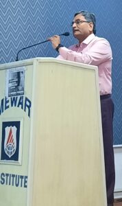 ghaziabad news महापुरुषों के आदर्शों पर चलकर ही जीवन बनेगा सुखीः-डॉ. गदिया