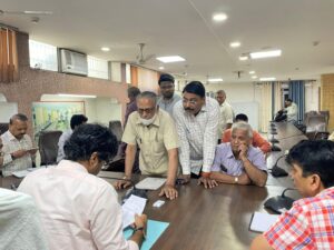 ghaziabad news संभव में नगर आयुक्त ने सुनी जनसमस्याएं