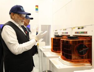 P.M. modi in Japan प्रधानमंत्री नरेन्द्र मोदी का टीईएल मियागी का दौरा