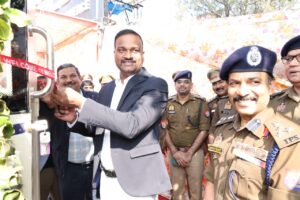 'Smart Traffic Booths' गाजियाबाद की 'स्मार्ट' हुई ट्रैफिक पुलिस शहर को मिले अत्याधुनिक स्मार्ट बूथ