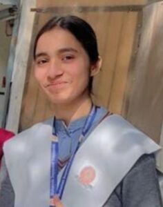 मेरी सफलता का श्रेय मेरे स्कूल के शिक्षक और सैल्फ़ स्टडी: हिबा फ़ातमा