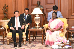 President Draupadi Murmu राष्‍ट्रपति द्रौपदी मुर्मु ने म्‍यांमार के राष्‍ट्रपति का स्‍वागत किया