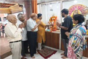 Mass recitation of Hanuman Chalisa हनुमान चालीसा का सामूहिक पाठ