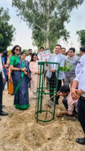 ग्रेटर नोएडा में समस्याओं का 'ऑन-द-स्पॉट' समाधान