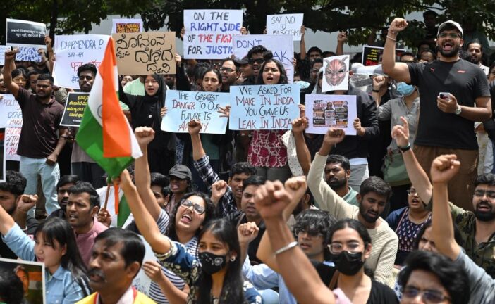 छात्रों का कहना- शिक्षा व्यवस्था में पारदर्शिता और समयबद्ध भर्ती ही आंदोलन का मुख्य उद्देश्य