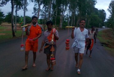कांवड़ यात्रा के बीच उत्तर प्रदेश, उत्तराखंड और दिल्ली में सुरक्षा हाई अलर्ट पर; लाखों श्रद्धालु कर रहे भगवान शिव का जलाभिषेक