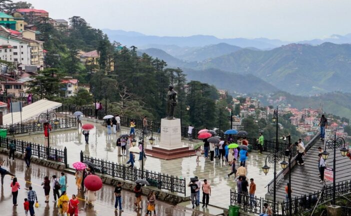 उत्तर प्रदेश समेत कई राज्यों में भारी बारिश का अलर्ट, प्रशासन ने बढ़ाई सतर्कता