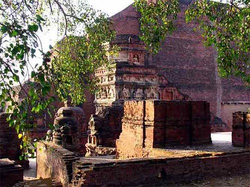 जुलाई और अगस्त में करें आस्था का सफर, निकलती हैं ये 5 प्रमुख धार्मिक यात्राएं