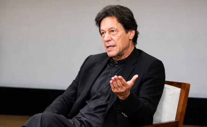 अहम: 30 मिनट में जेल से बाहर होंगे इमरान खान PTI ने...