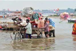 अहम: गंगा यमुना घाघरा गोमती यूपी में 4 नदियां उफान पर बाढ...