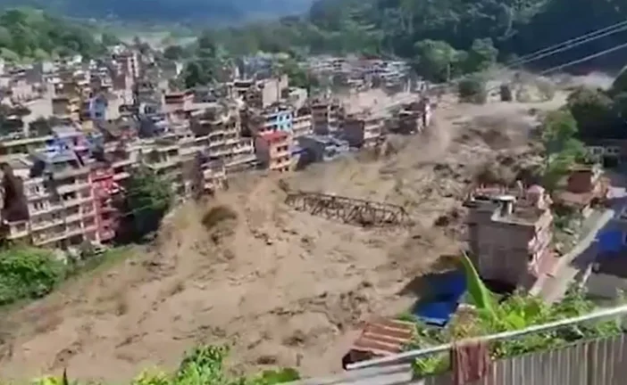 अहम: नेपाल में जलप्रलय से अब तक 22 की मौत चार जिलों में 6...