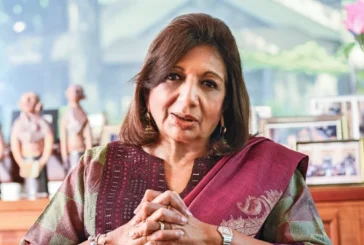 अहम: बेंगलुरु की खस्ताहाल सड़क पर किरण मजूमदार शॉ ने MLA ...
