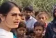 अहम: बुजुर्ग महिला ने बताई तबीयत खराब DM ने मंगवाई दवा