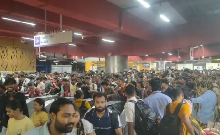 अहम: रक्षाबंधन से पहले Noida Metro हुई फुल बोटेनिकल गार्ड...