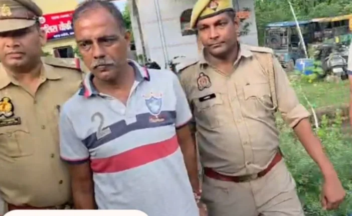 क्राइम: कानपुर रिटायर्ड पुलिस इंस्पेक्टर के घर लूट बेटे क...