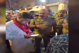 क्राइम: काशी विश्वनाथ मंदिर में 039VIP दर्शन039 के नाम पर...