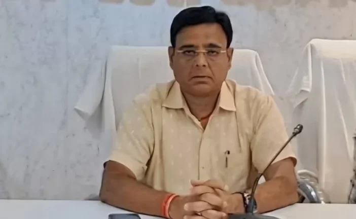 क्राइम: पेशाब के लिए गाड़ी रोकना चाहता था ड्राइवर बिहार E...