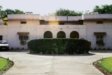 ताजा: केंद्रीय मंत्रियों के बंगलों के रेनोवेशन पर खर्च हु...
