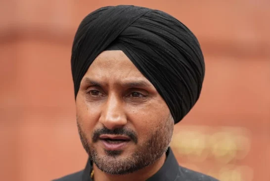 ताजा: क्या यह भी राजस्थान की तस्वीर है हरभजन सिंह का AAP ...