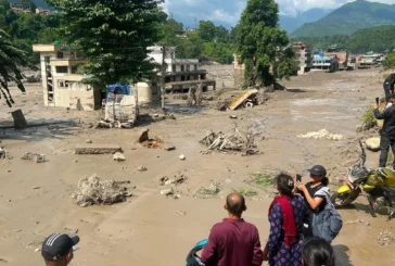 ताजा: नेपाल के भीषण बाढ़ में अब तक 359 मौतें भोटेकोशी फिर...