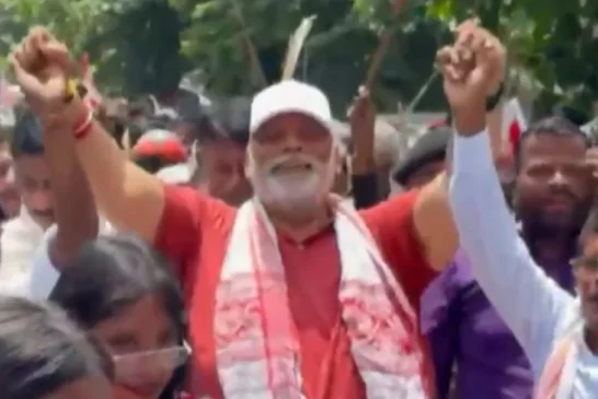 ताजा: पप्पू यादव के इस अंदाज ने इंटरनेट का पारा किया हाई