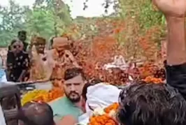 ताजा: बृजभूषण शरण सिंह की घर वापसी पर शक्ति प्रदर्शन