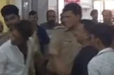 पुलिस: मेडिकल कॉलेज में लड़के को पीटता दिखा पुलिसकर्मी