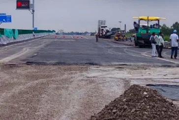 बड़ी खबर: LucknowKanpur Expressway पर पंखे से सड़क सुखाने...