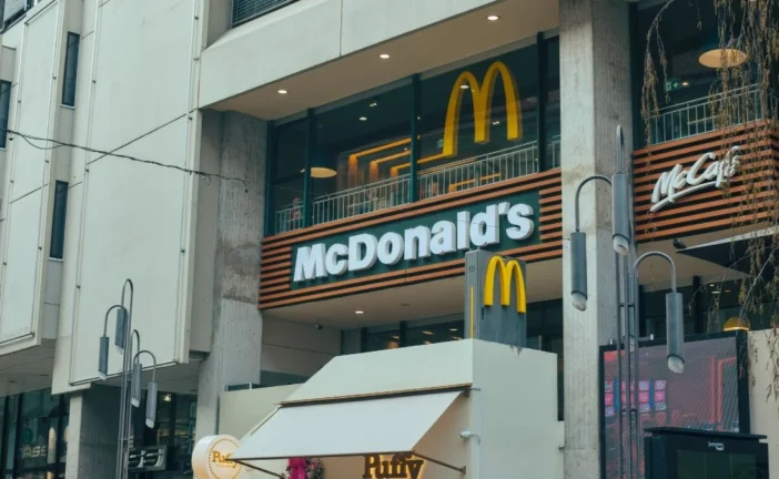 बड़ी खबर: McDonald039s समेत 7 बड़े रेस्टोरेंट के फूड लाइस...