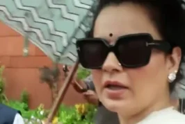 बड़ी खबर: कंगना ने नसीरुद्दीन शाह को स्टूडेंट प्रोटेस्ट प...