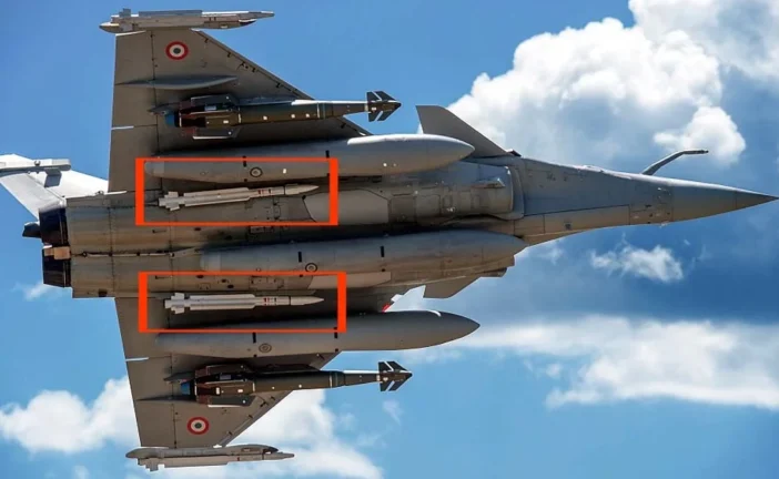 बड़ी खबर: राफेल के डर से PAK ने छुपा ली थी पूरी F16 की फ्...
