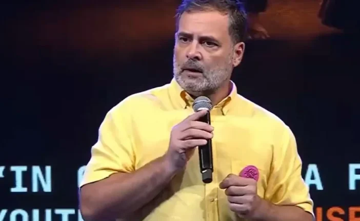 शैक्षिक: 039मनुस्मृति कहती है महिला कभी स्वतंत्र न हो039 ...