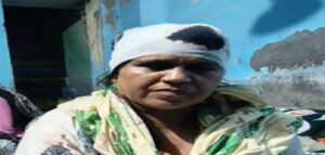 कपड़ों के मोलभाव को लेकर दो पक्षों में  भिड़ंत, कई घायल