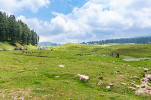 जम्मू-कश्मीर को क्यों चाहिए पर्यटन का एक नया दृष्टिकोण?