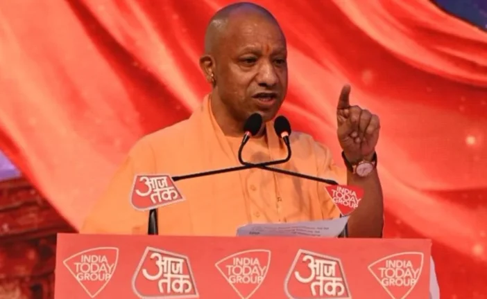 Up cm in action: चुनौतियों वाला उपद्रव प्रदेश नहीं संभावना का उत्तर ...