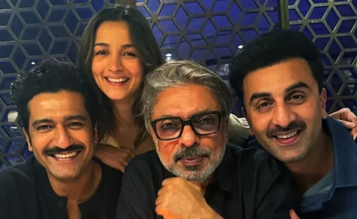 बड़ी खबर: कई बार टली लव एंड वॉर की शूटिंग हुई पूरी अगले स...