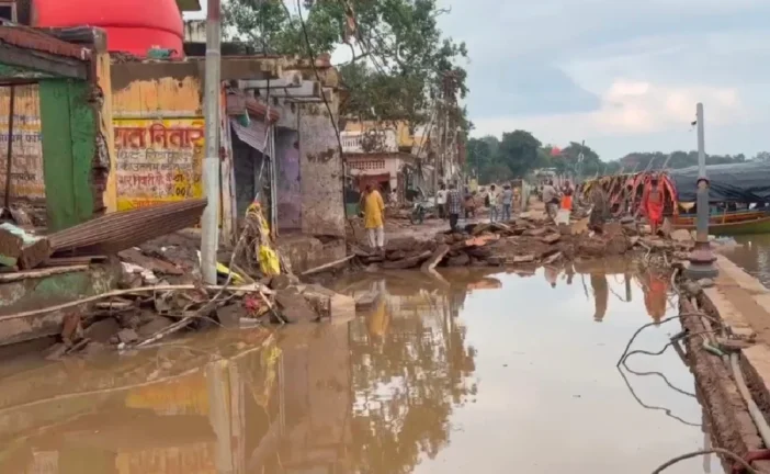 बड़ी खबर: मंदाकिनी का पानी उतरा तो दिखी बर्बादी की तस्वीर...