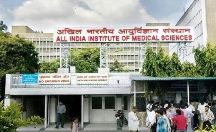 शैक्षिक: AIIMS में 13 साल तक इलाज का इंतजार अब चली गई जान